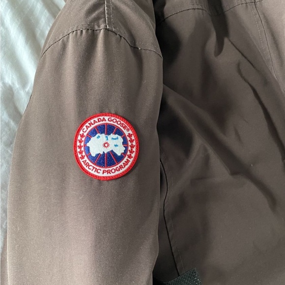 Authentic Canada Goose Kensington Jacket - Picture 2 of 2